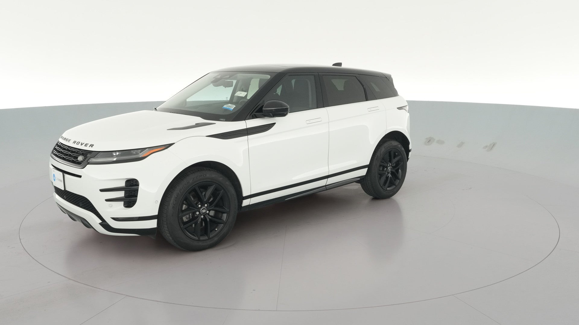 2024 Land Rover Range Rover Evoque vehicle photo
