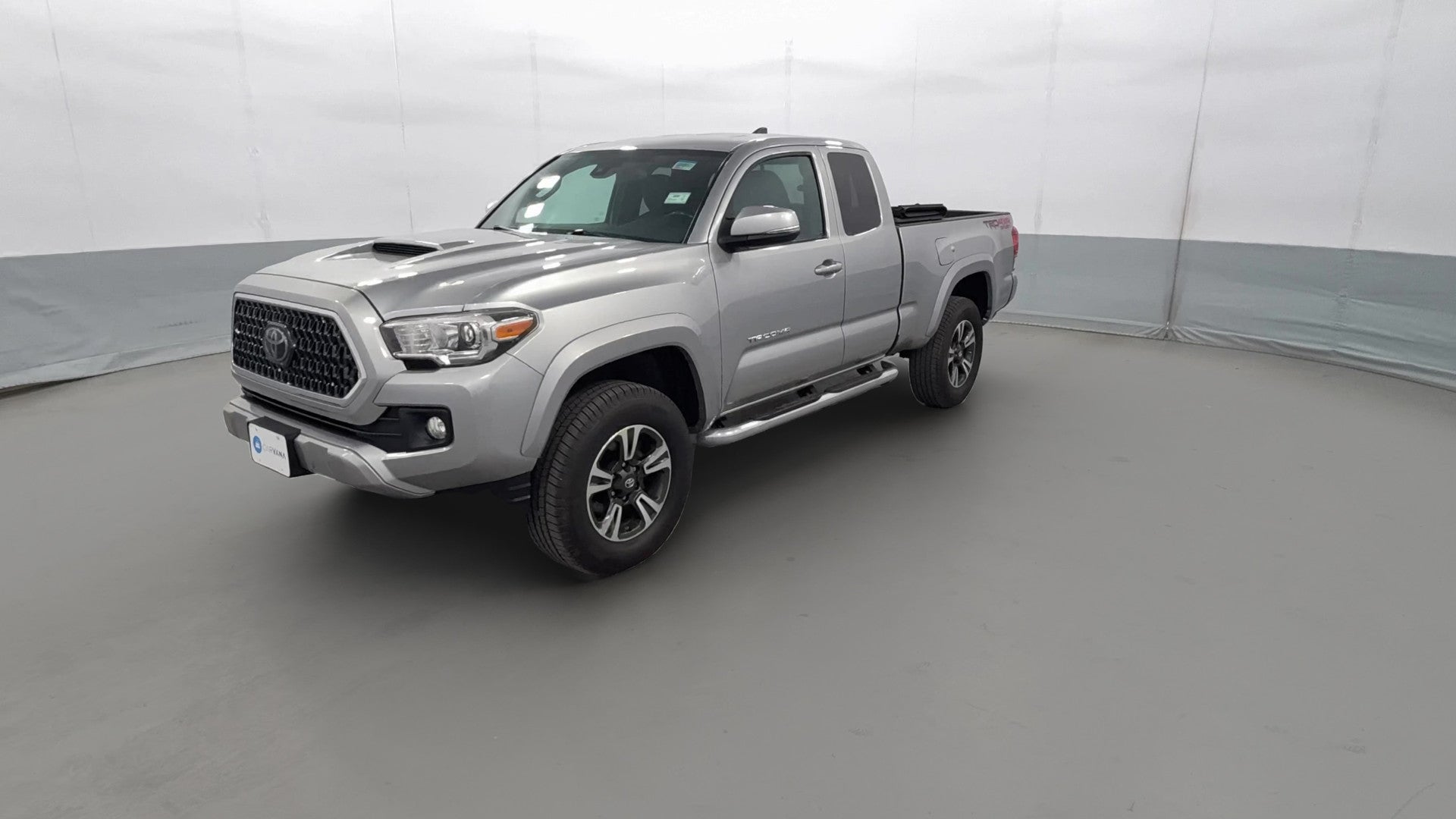2018 Toyota Tacoma Access Cab vehicle photo