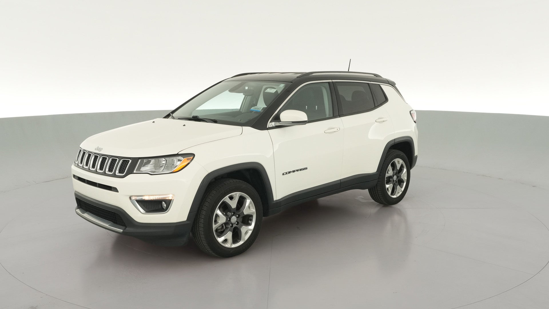 2019 Jeep Compass vehicle photo