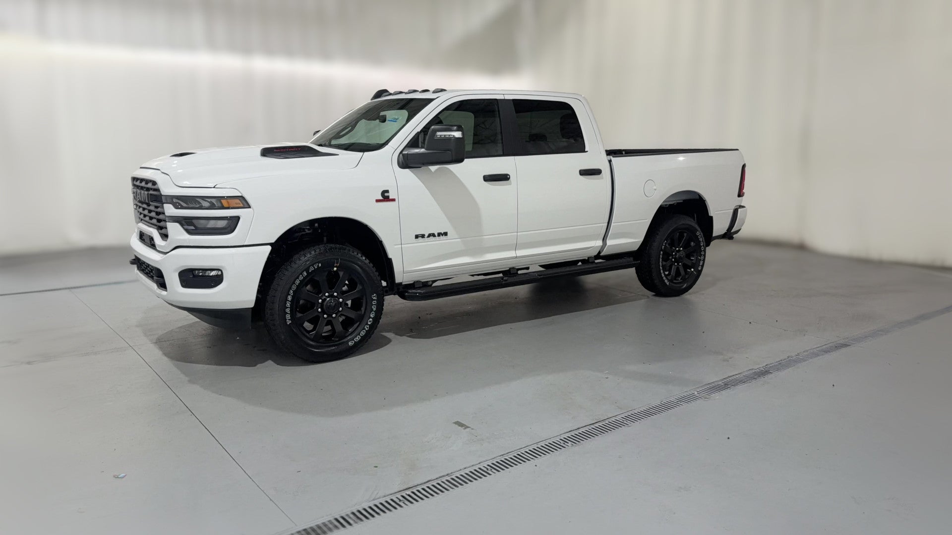 2026 Ram 3500 Crew Cab vehicle photo