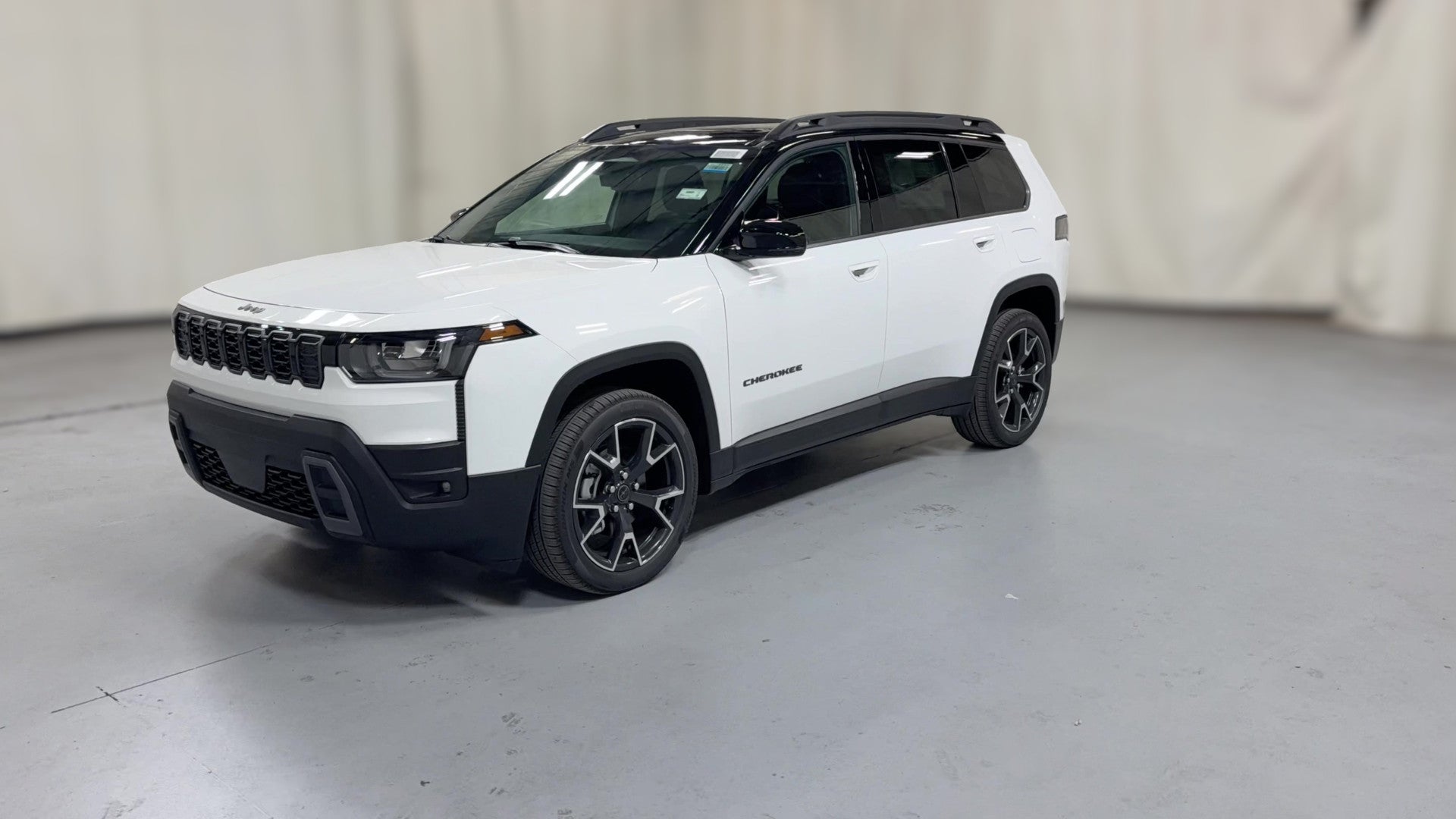 2026 Jeep Cherokee vehicle photo