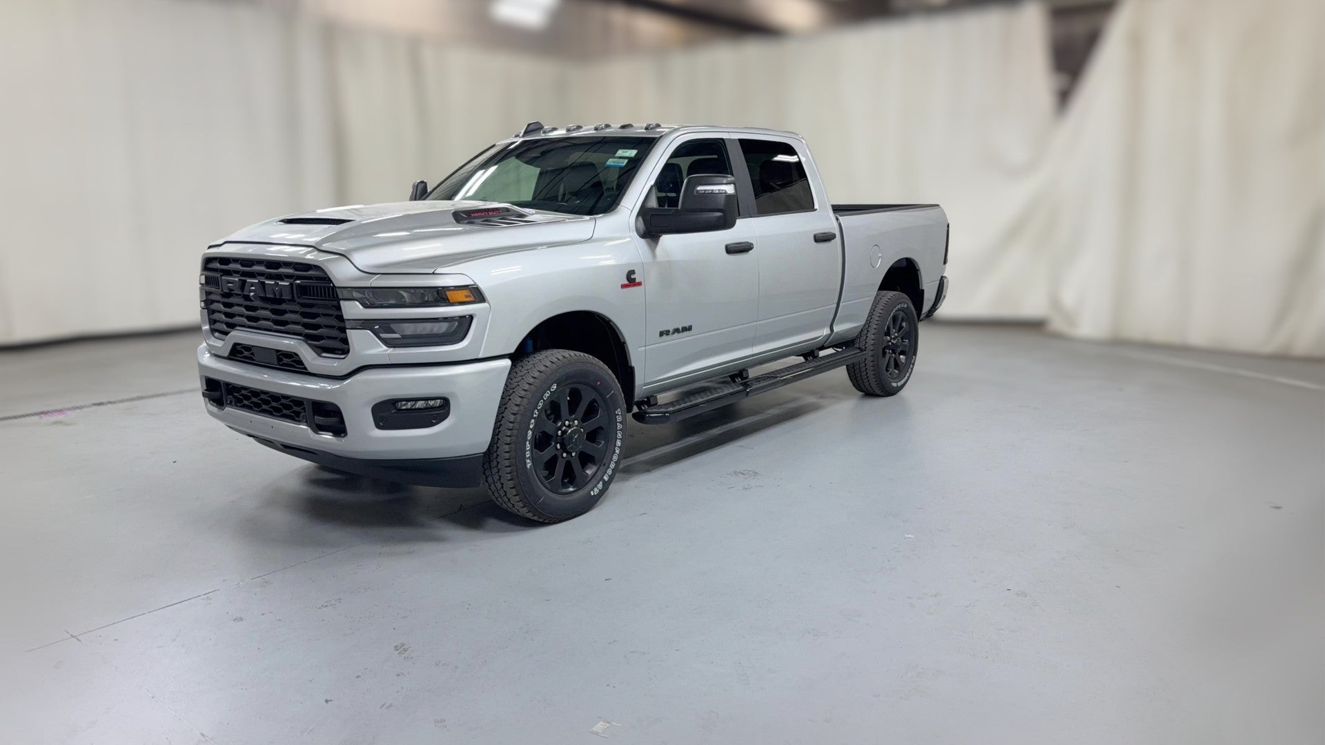 2026 Ram 2500 Crew Cab vehicle photo