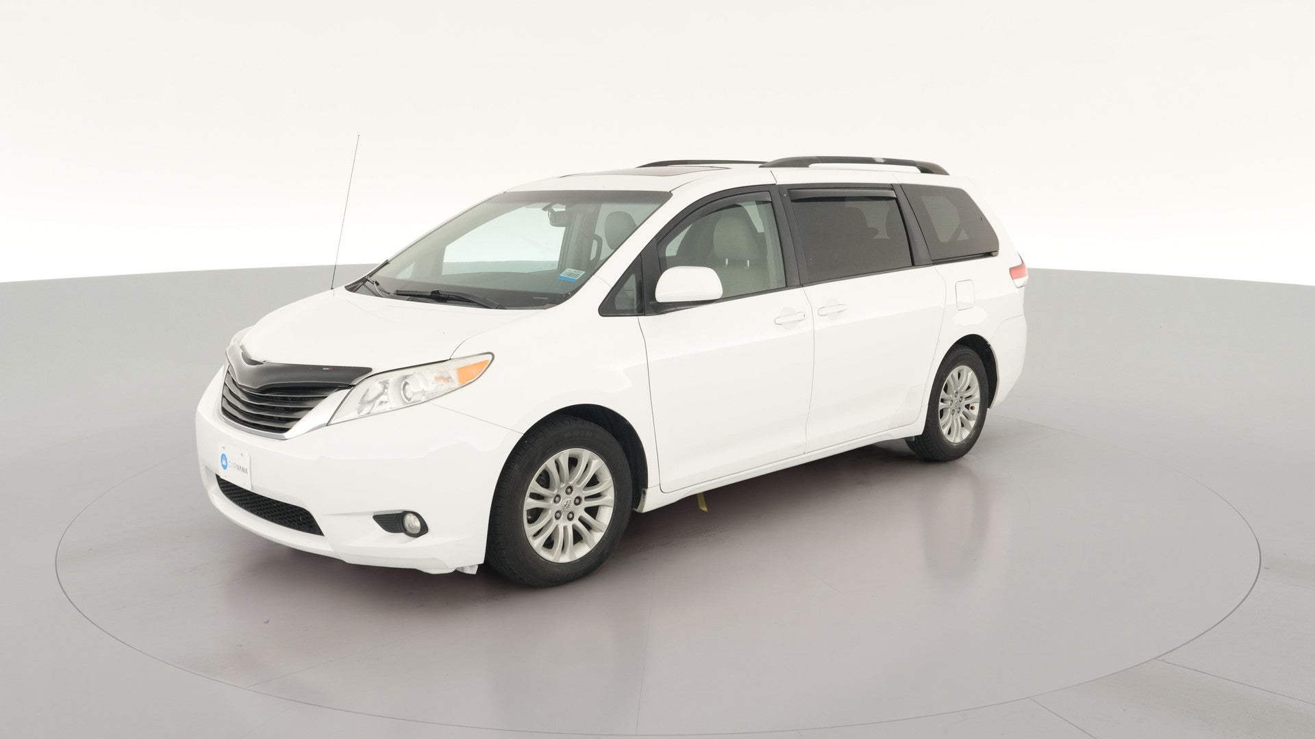 2014 Toyota Sienna vehicle photo