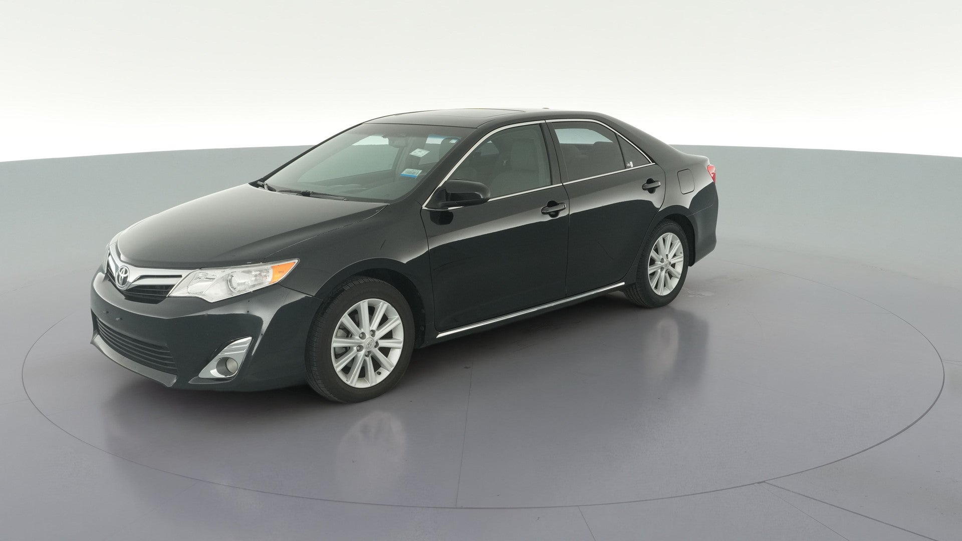 2012 Toyota Camry vehicle photo