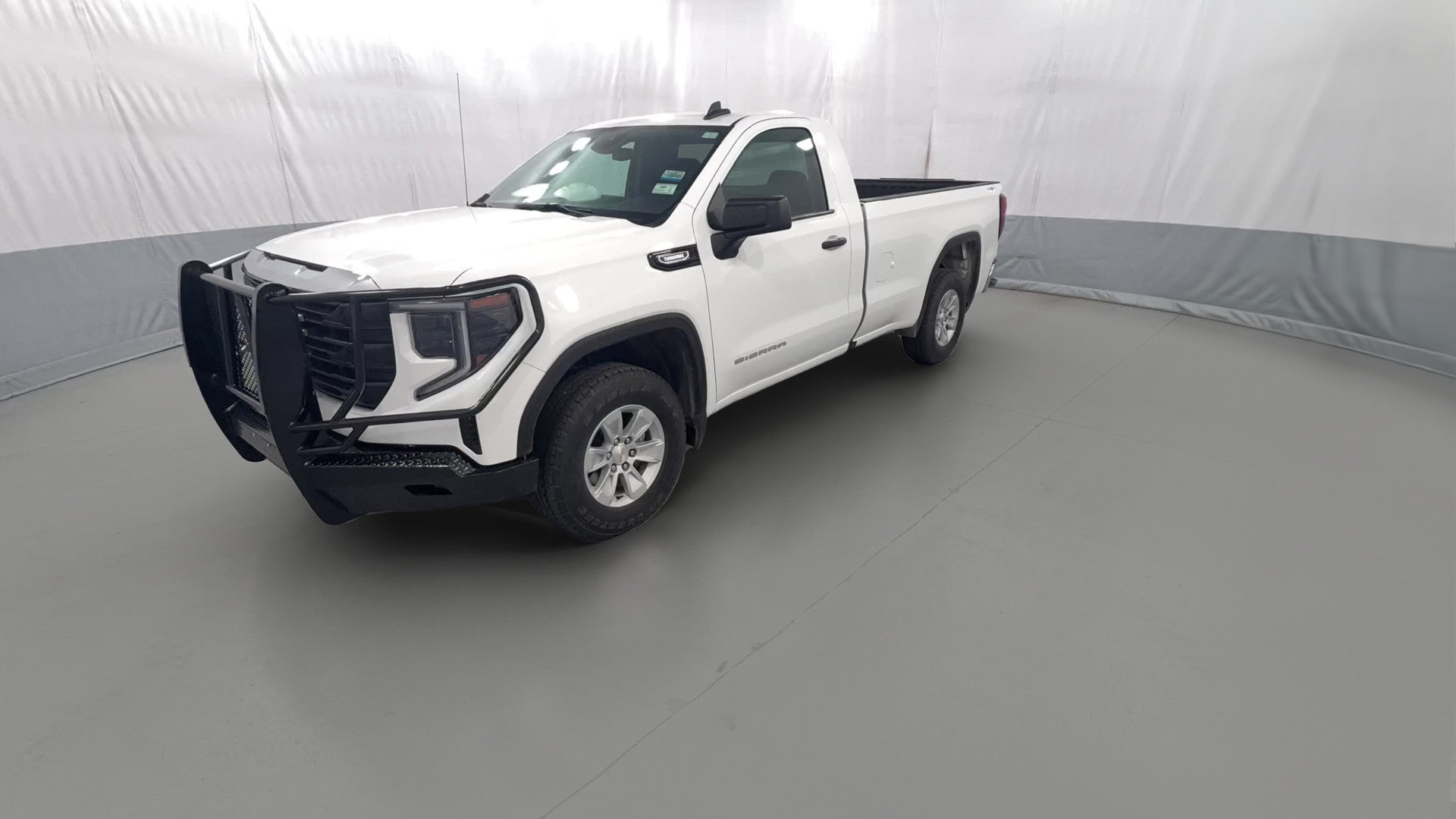 2025 GMC Sierra 1500 Regular Cab vehicle photo