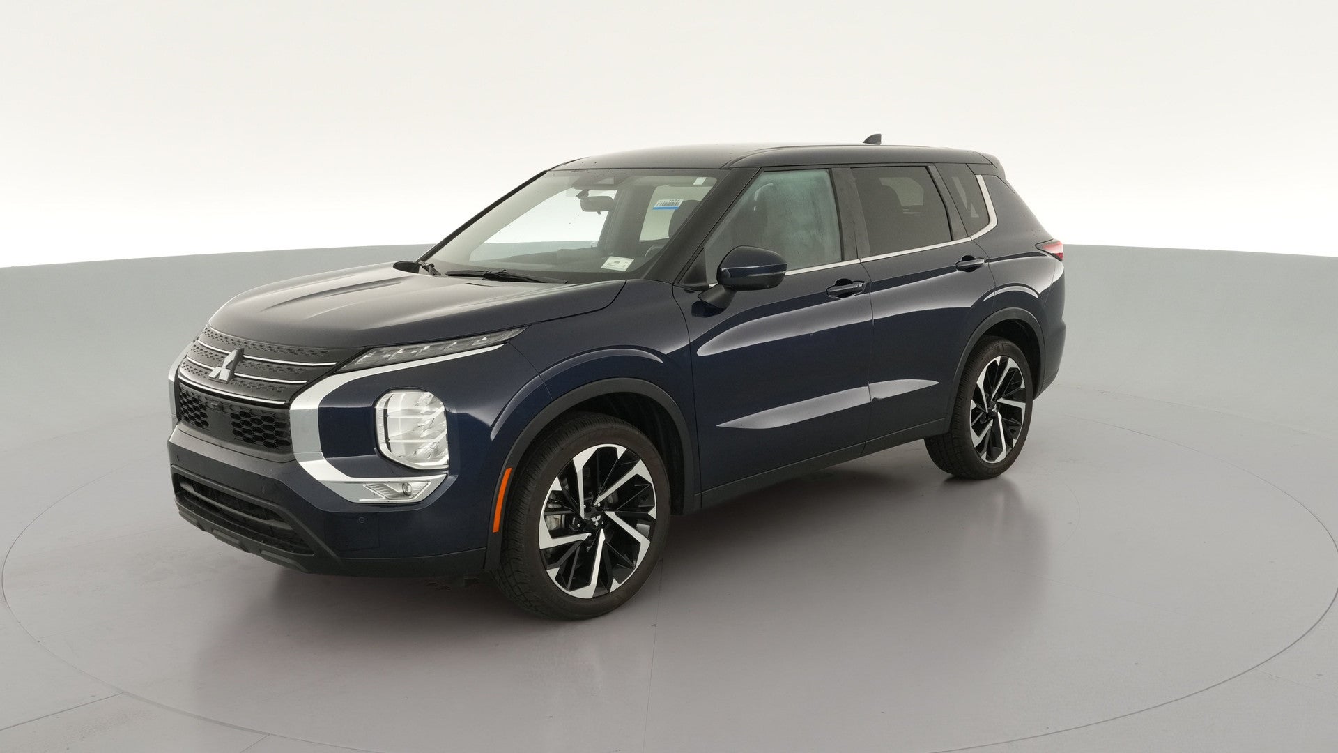 2024 Mitsubishi Outlander vehicle photo