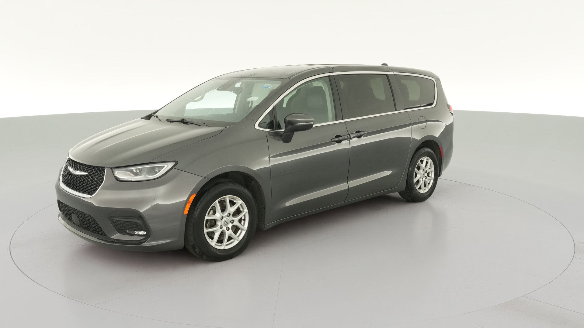 2023 Chrysler Pacifica vehicle photo