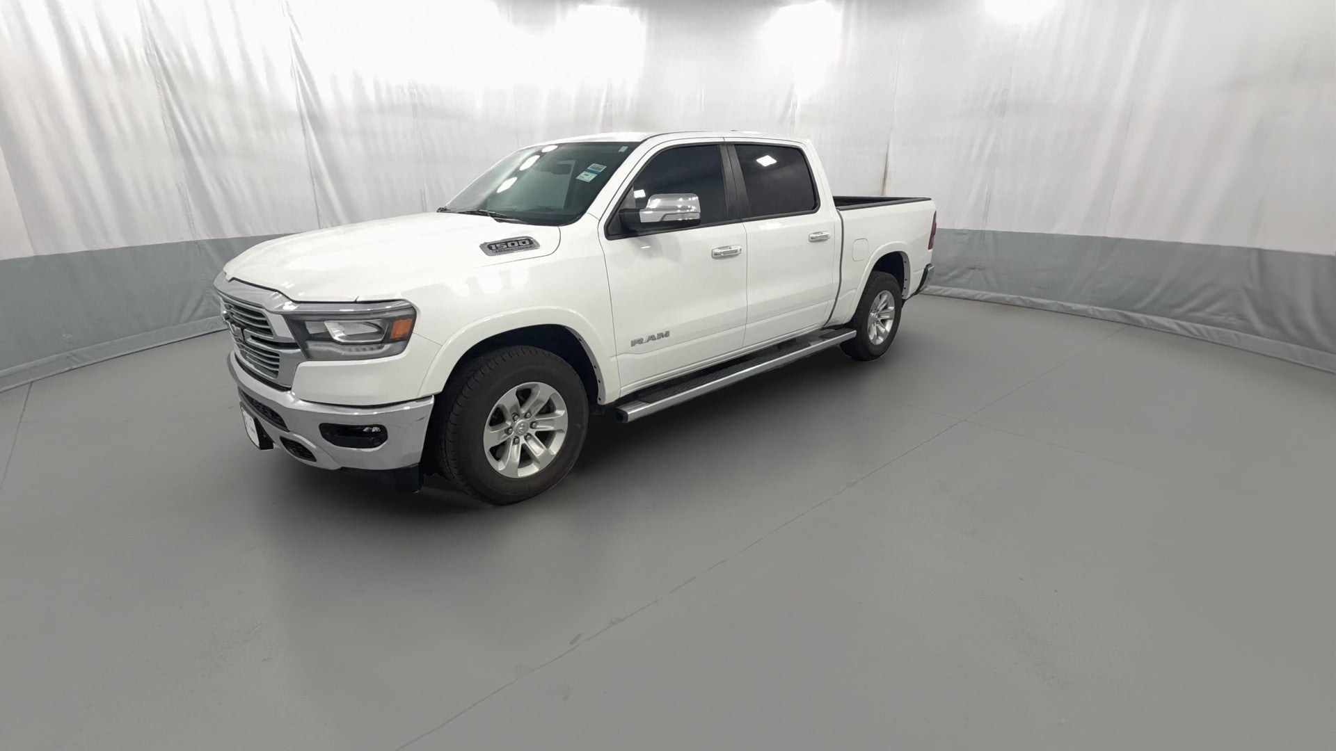 2022 Ram 1500 Crew Cab vehicle photo