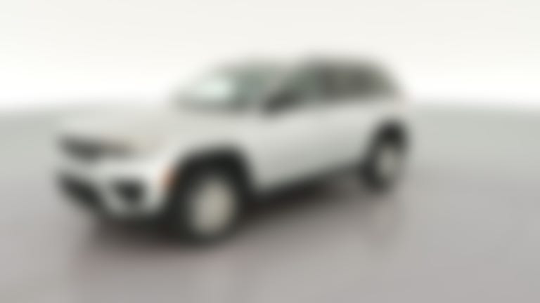 2024 Jeep Grand Cherokee vehicle photo