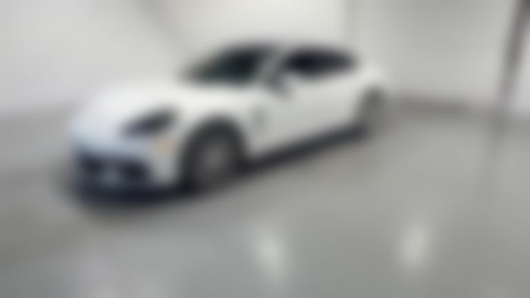 2020 Porsche Panamera vehicle photo