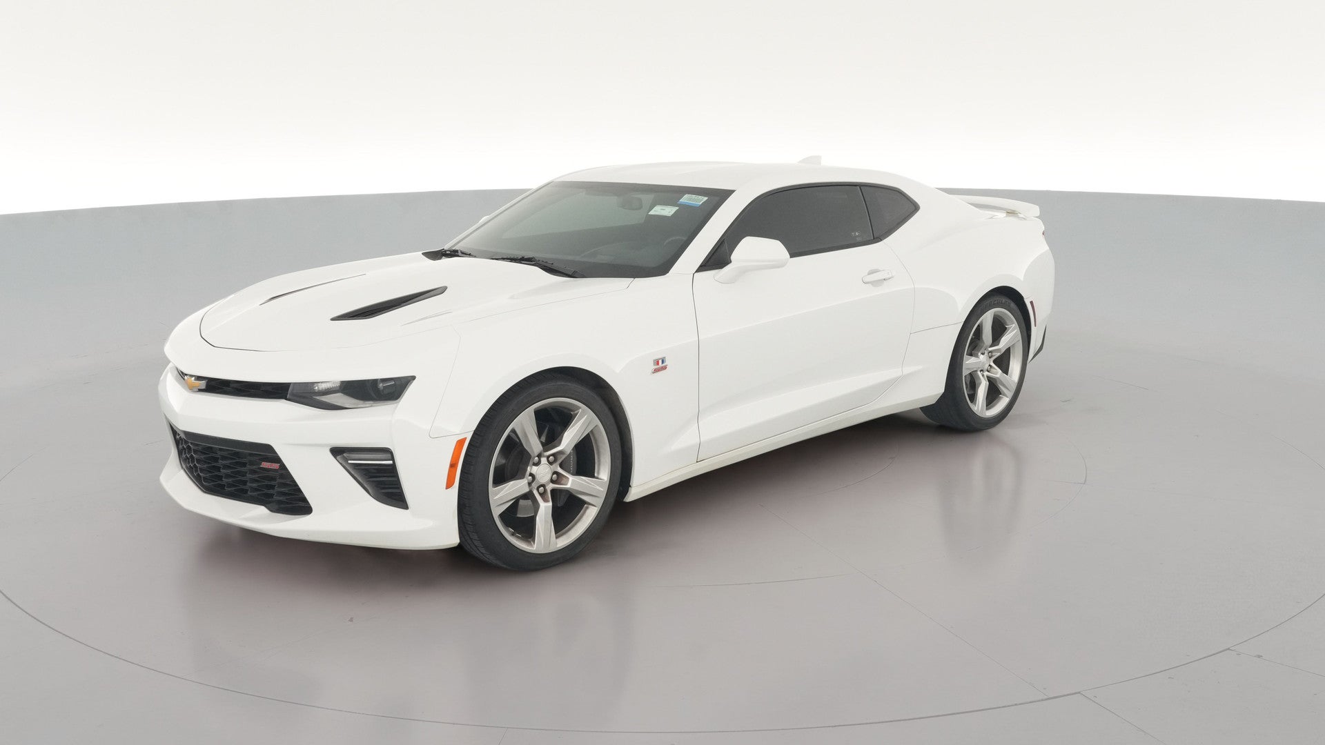 2018 Chevrolet Camaro vehicle photo