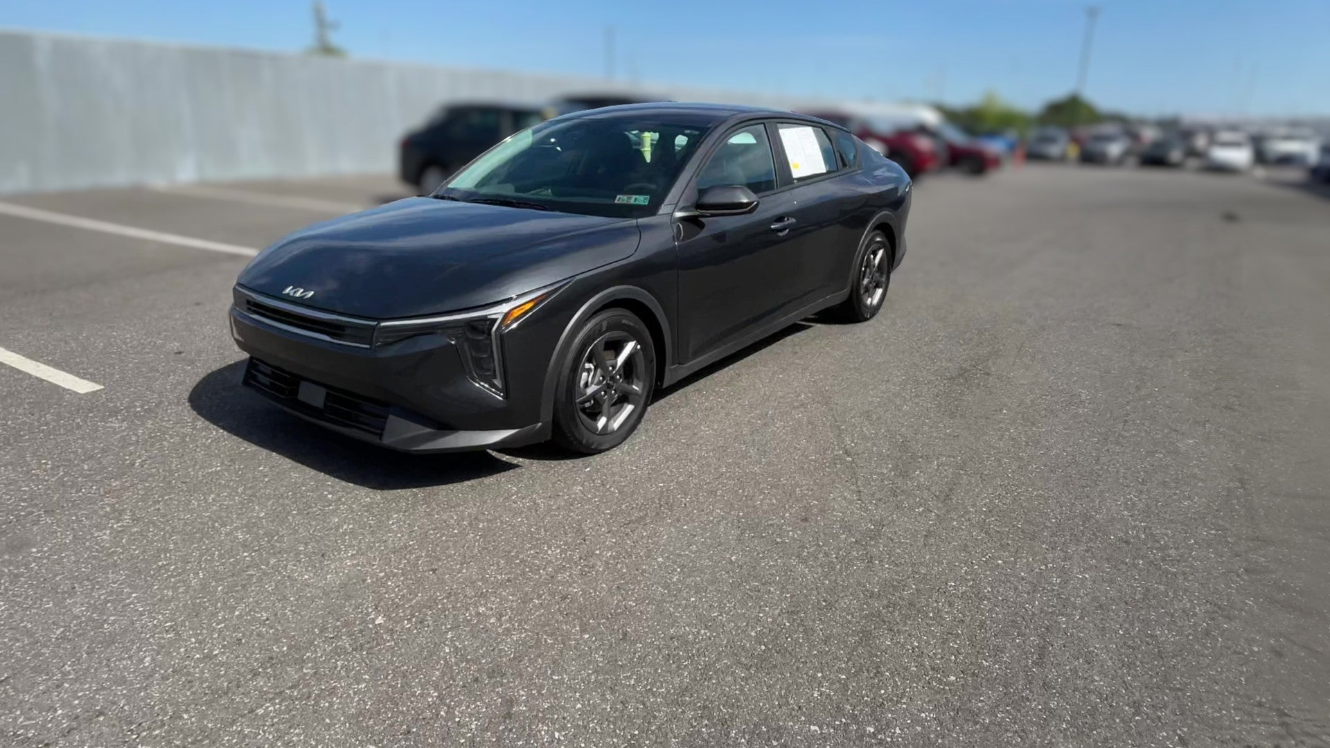2025 Kia K4 vehicle photo