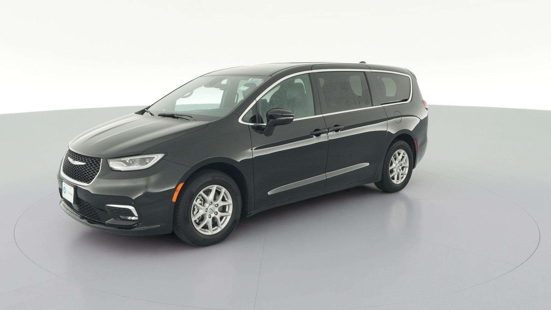 2025 Chrysler Pacifica vehicle photo