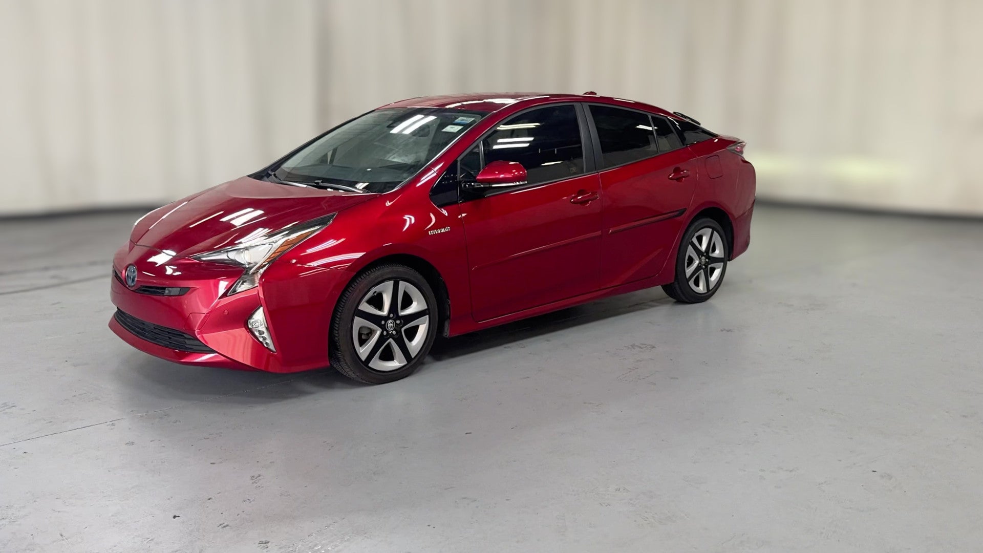 2017 Toyota Prius vehicle photo