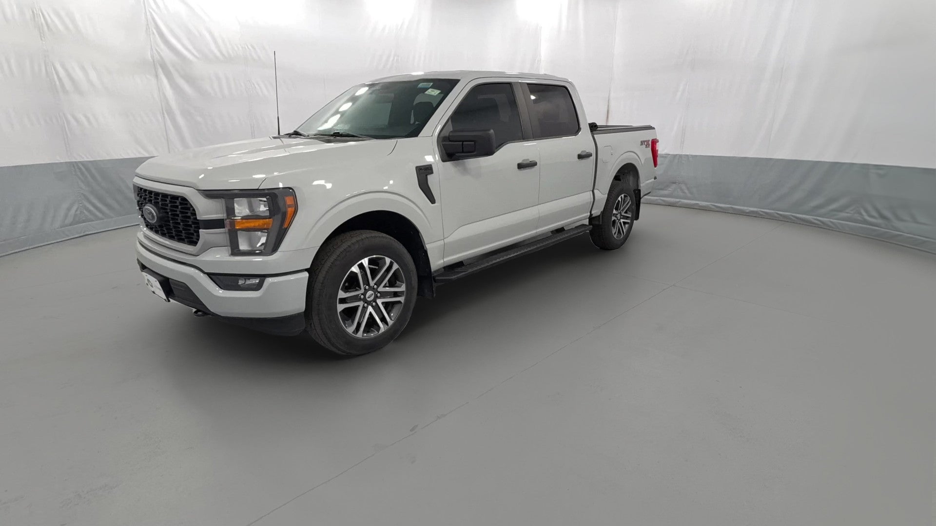 2023 Ford F150 SuperCrew Cab vehicle photo