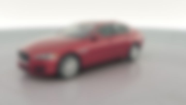 2017 Jaguar XE vehicle photo