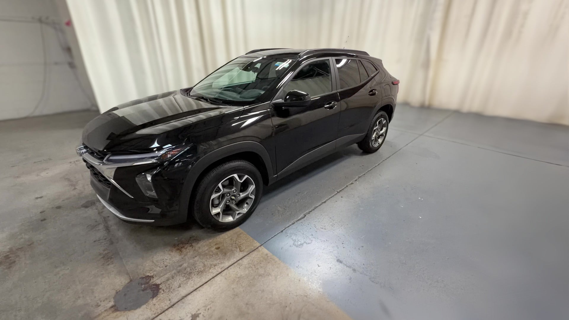 2025 Chevrolet Trax vehicle photo