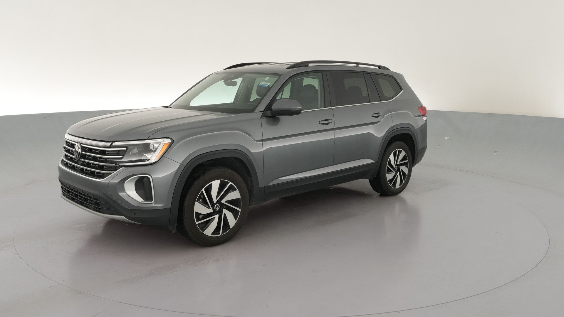 2025 Volkswagen Atlas vehicle photo