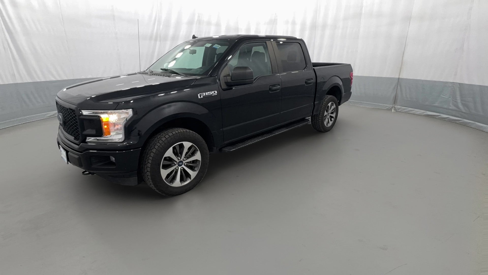 2020 Ford F150 SuperCrew Cab vehicle photo