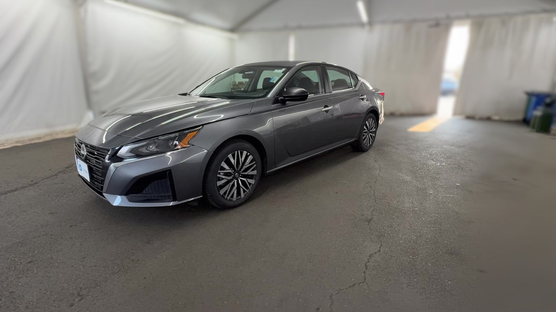 2025 Nissan Altima vehicle photo