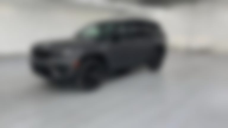 2023 Jeep Grand Cherokee vehicle photo