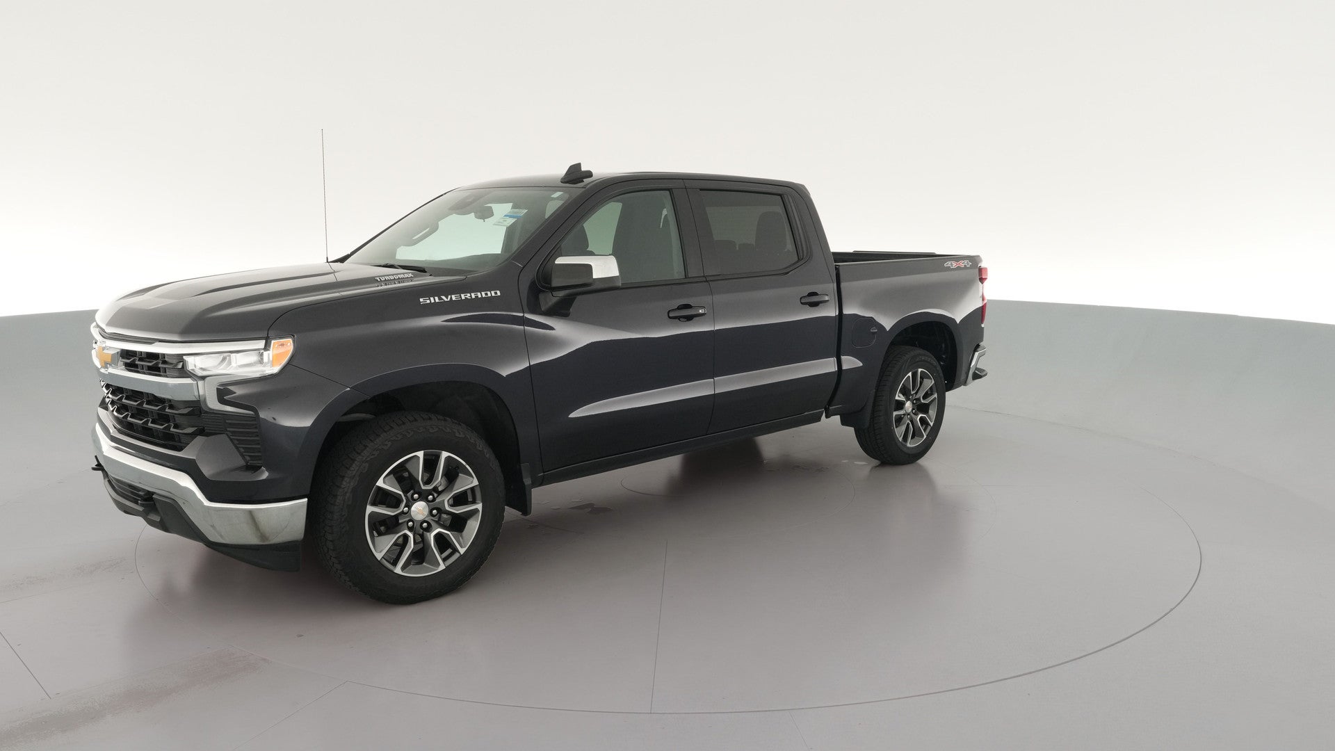 2024 Chevrolet Silverado 1500 Crew Cab vehicle photo