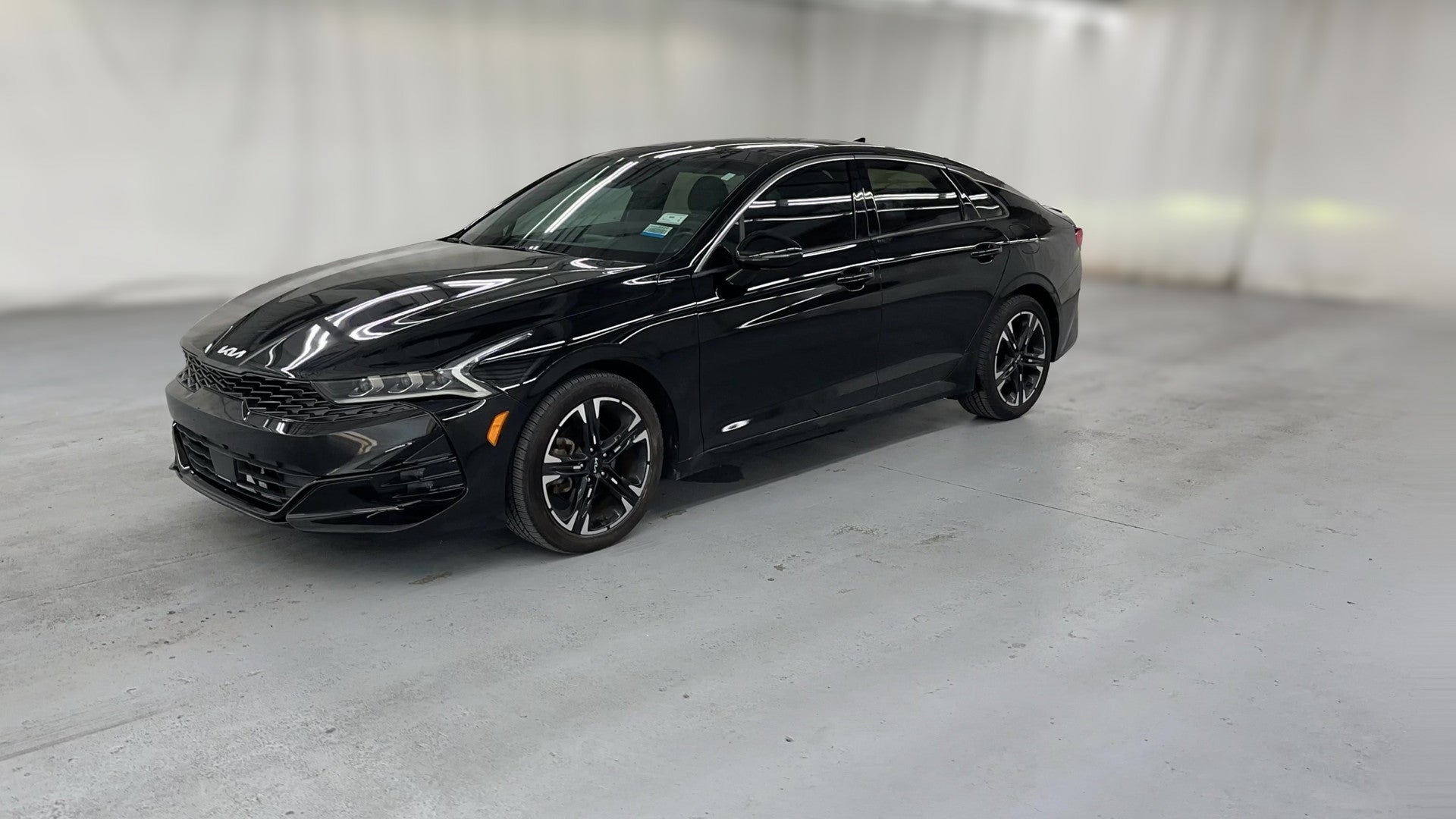 2023 Kia K5 vehicle photo