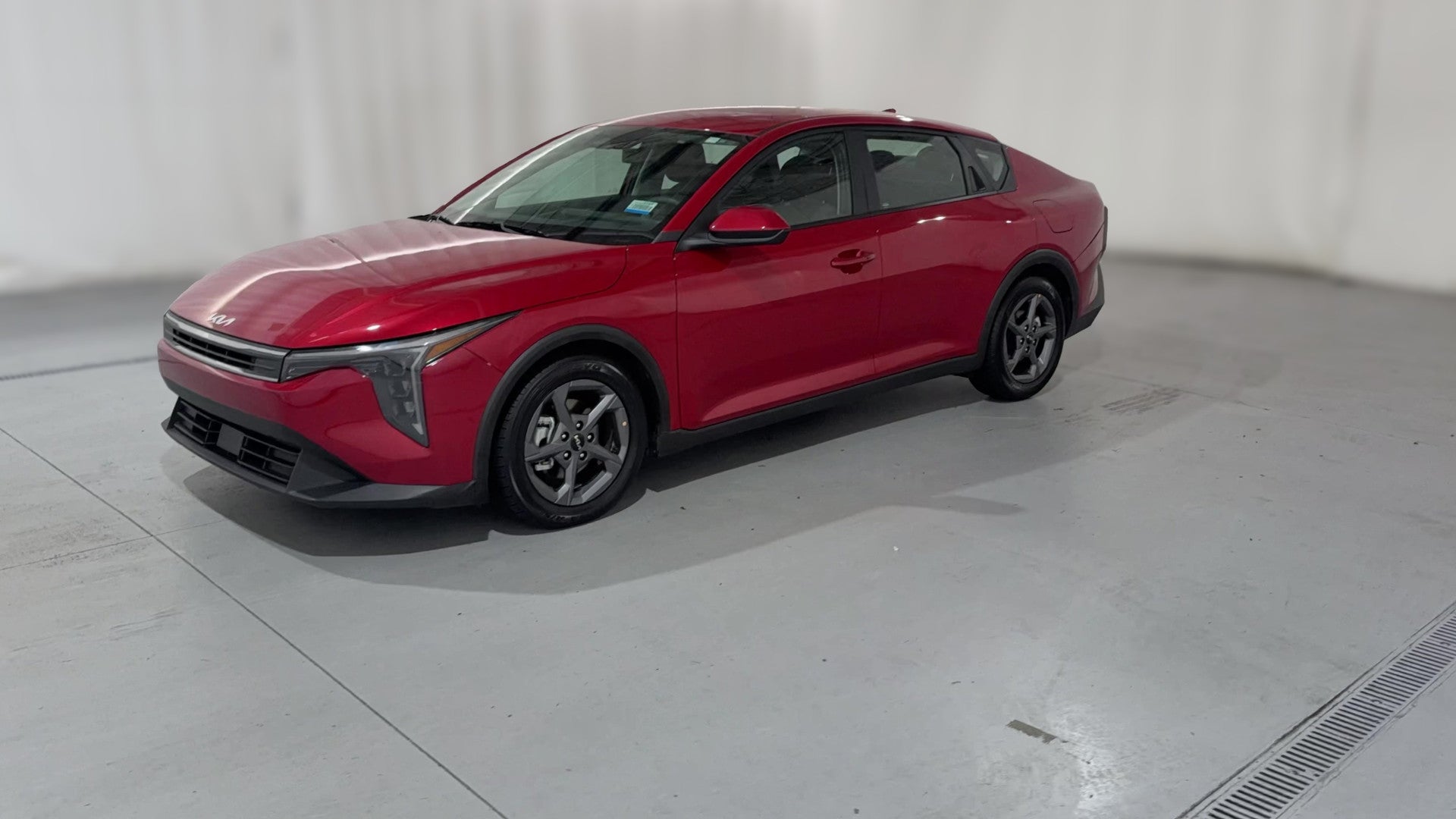 2025 Kia K4 vehicle photo