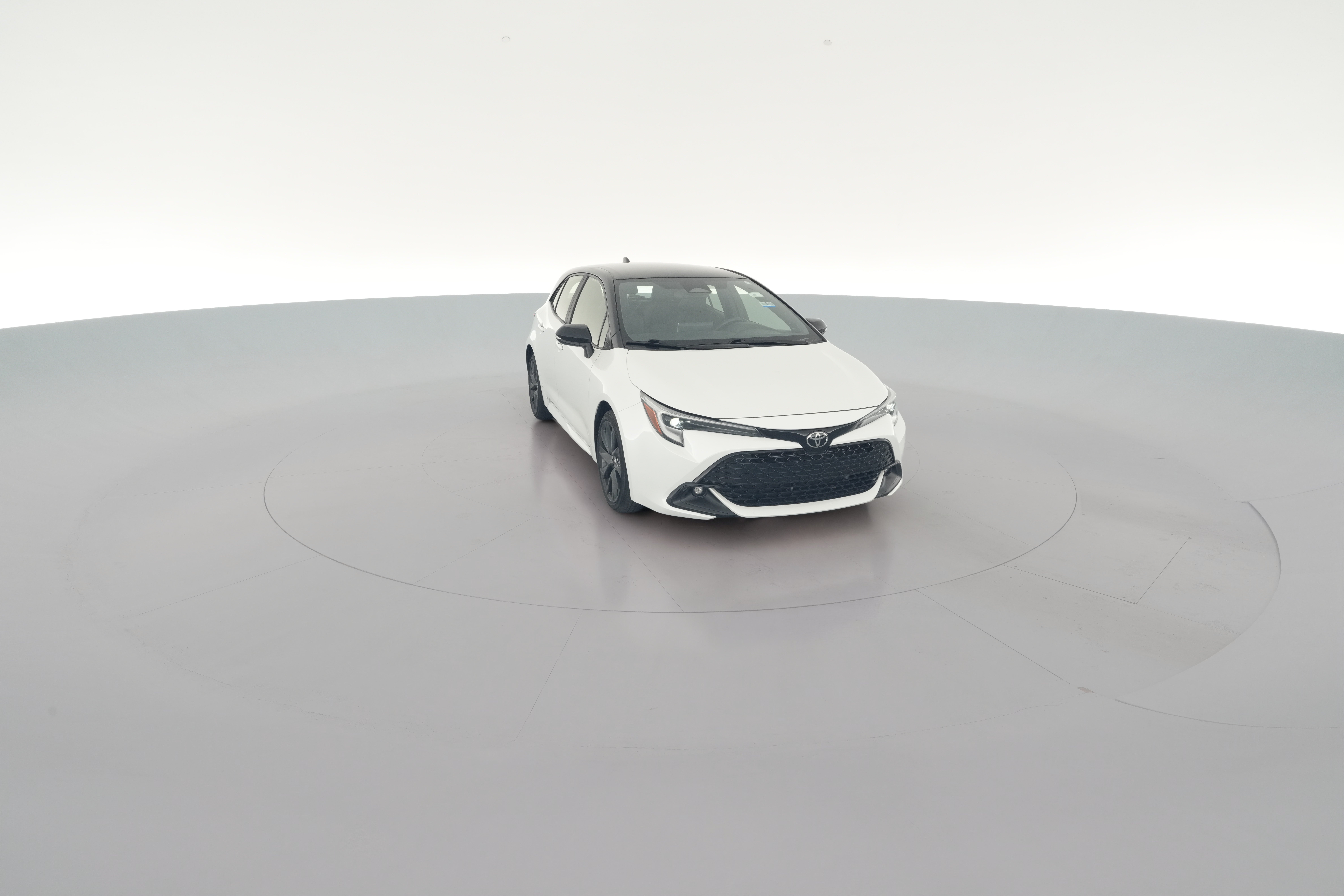 2024 Toyota Corolla Hatchback XSE - Photo 35