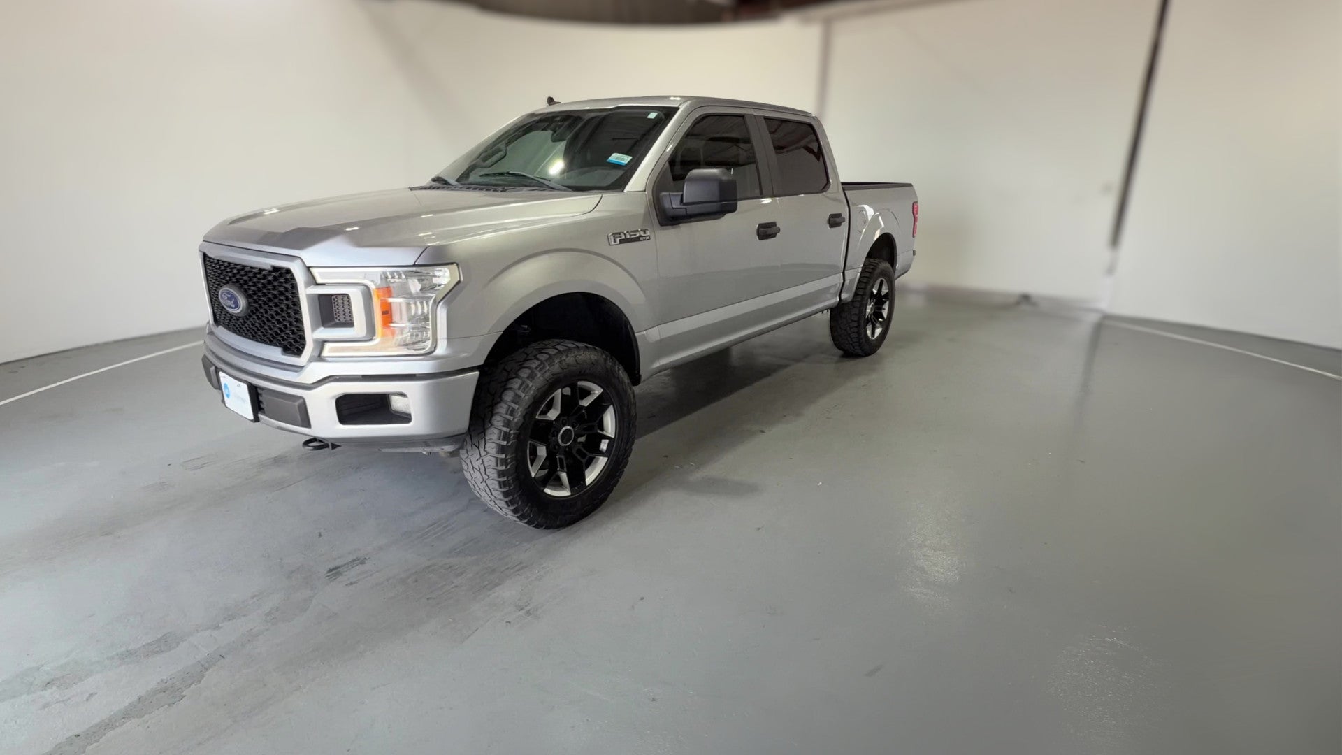 2020 Ford F150 SuperCrew Cab vehicle photo
