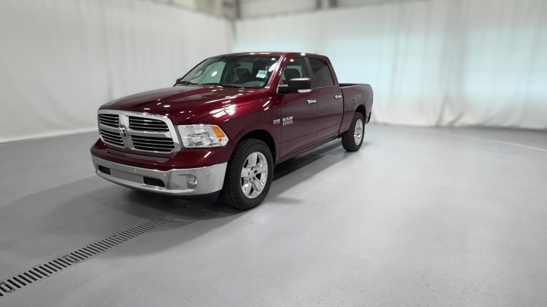 2017 Ram 1500 Crew Cab vehicle photo