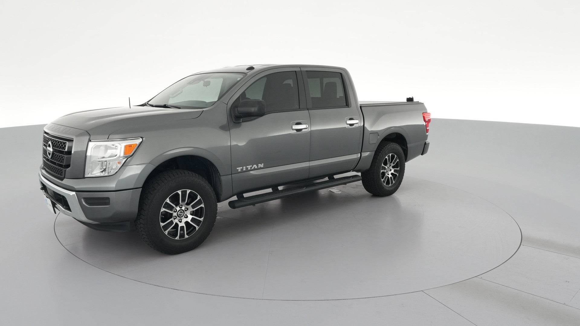 2021 Nissan Titan Crew Cab vehicle photo