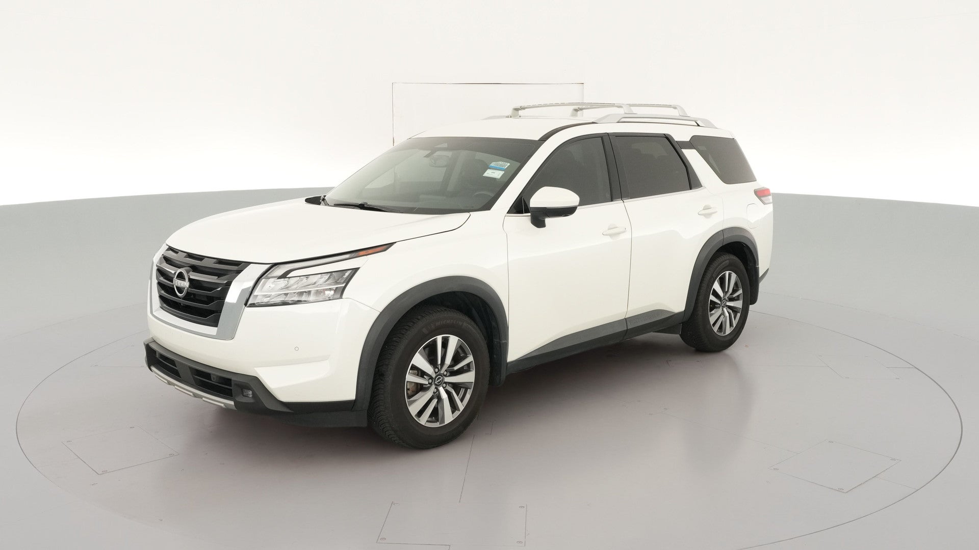 2022 Nissan Pathfinder vehicle photo