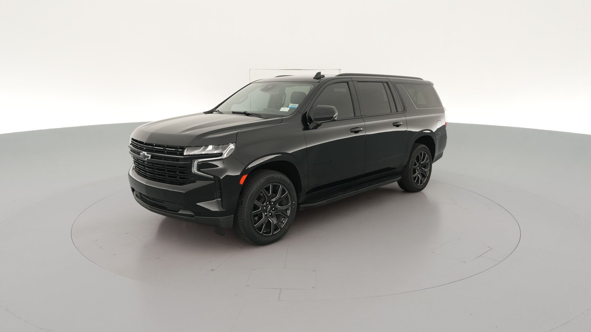 2023 Chevrolet Suburban vehicle photo