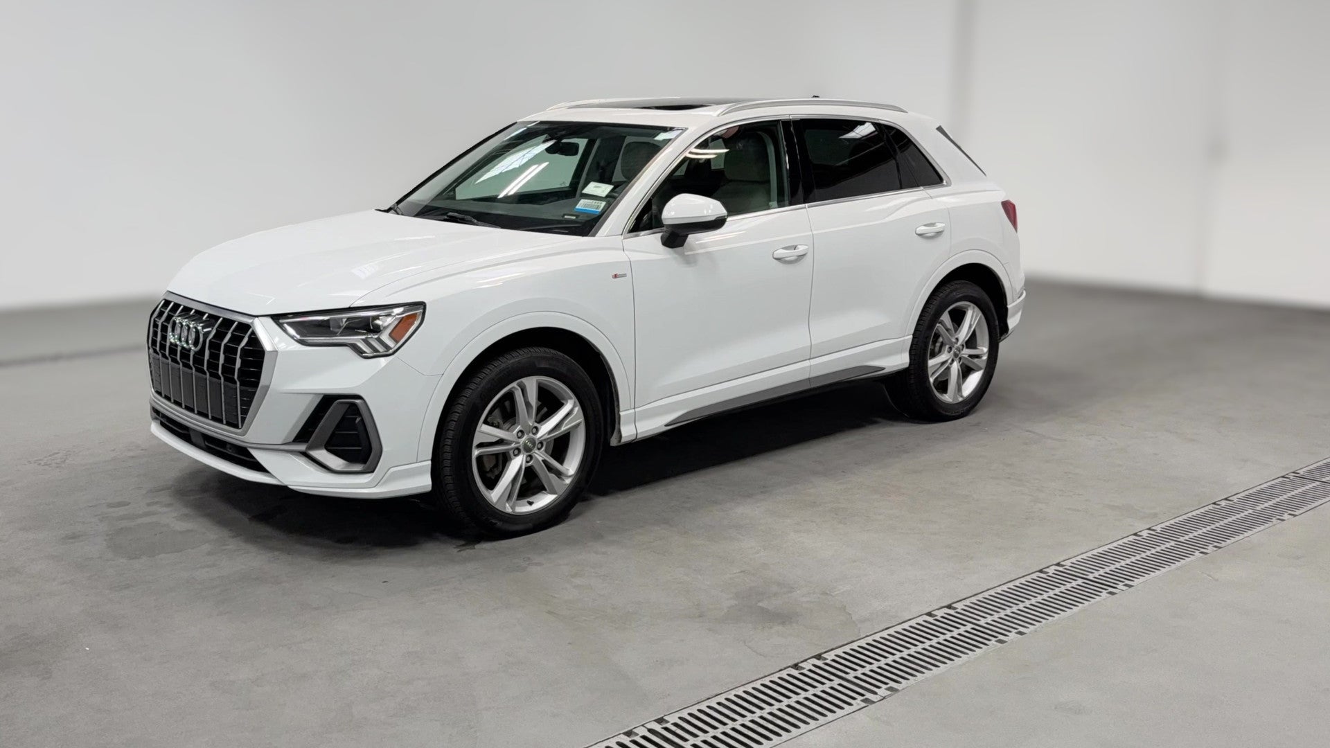 2019 Audi Q3 vehicle photo