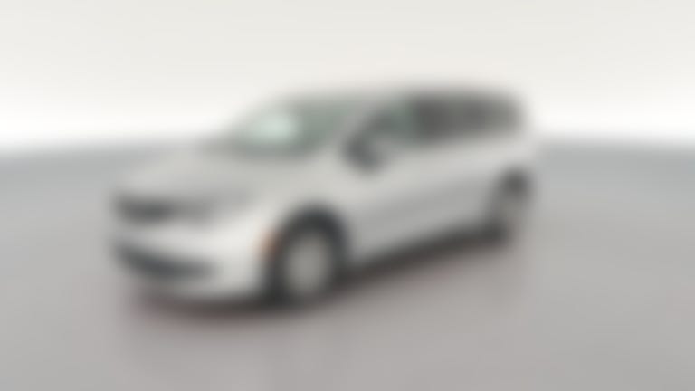 2023 Chrysler Voyager vehicle photo