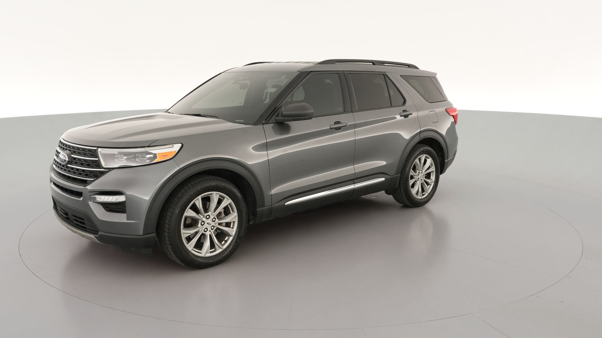 2023 Ford Explorer vehicle photo