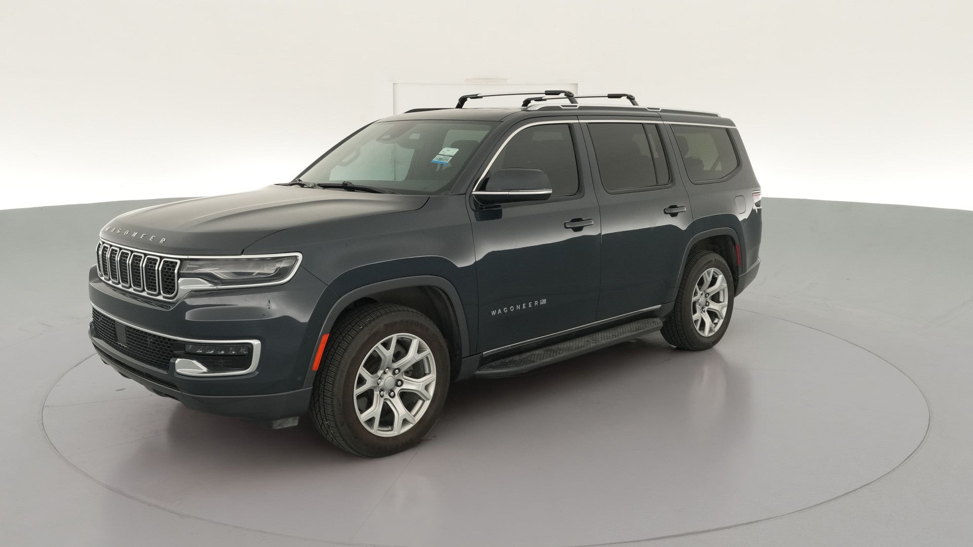 2022 Jeep Wagoneer vehicle photo