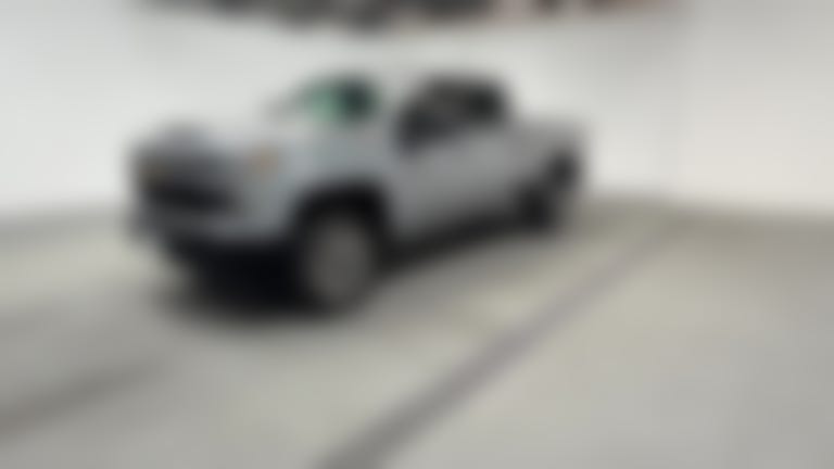 2024 Chevrolet Silverado 2500 HD Crew Cab vehicle photo