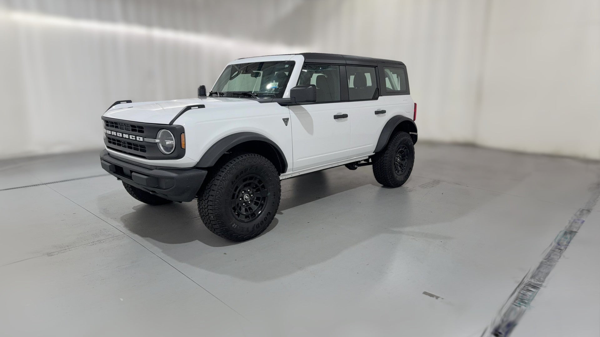 2026 Ford Bronco vehicle photo