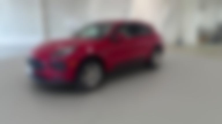 2021 Porsche Macan vehicle photo
