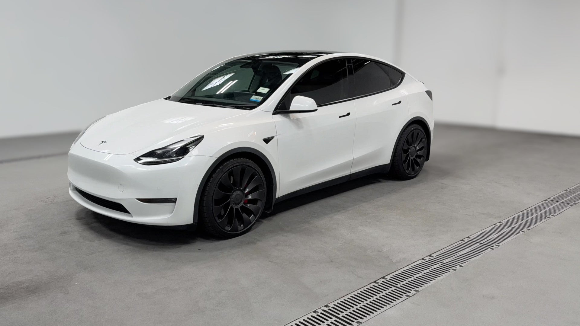 2022 Tesla Model Y vehicle photo