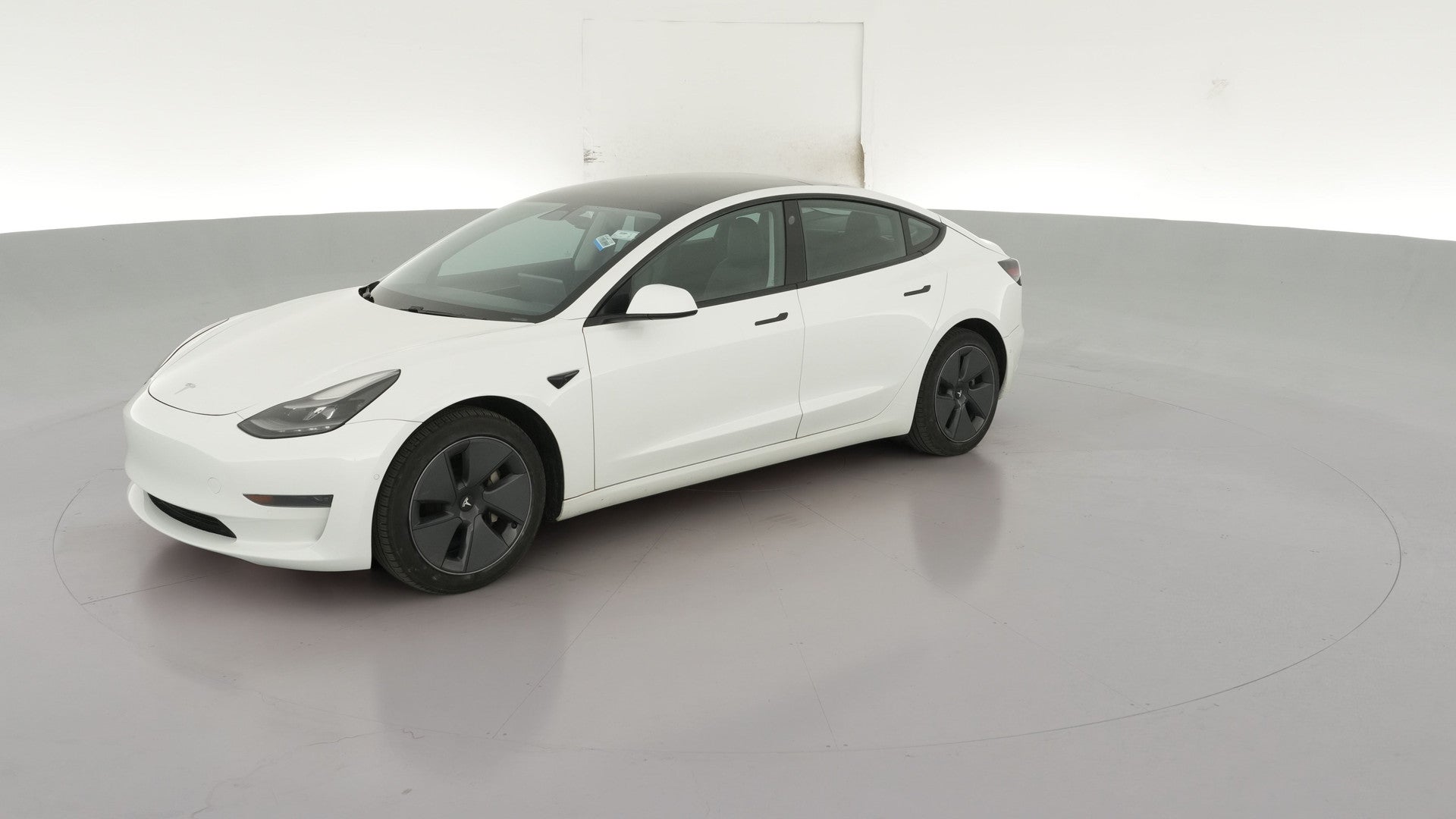 2021 Tesla Model 3 vehicle photo