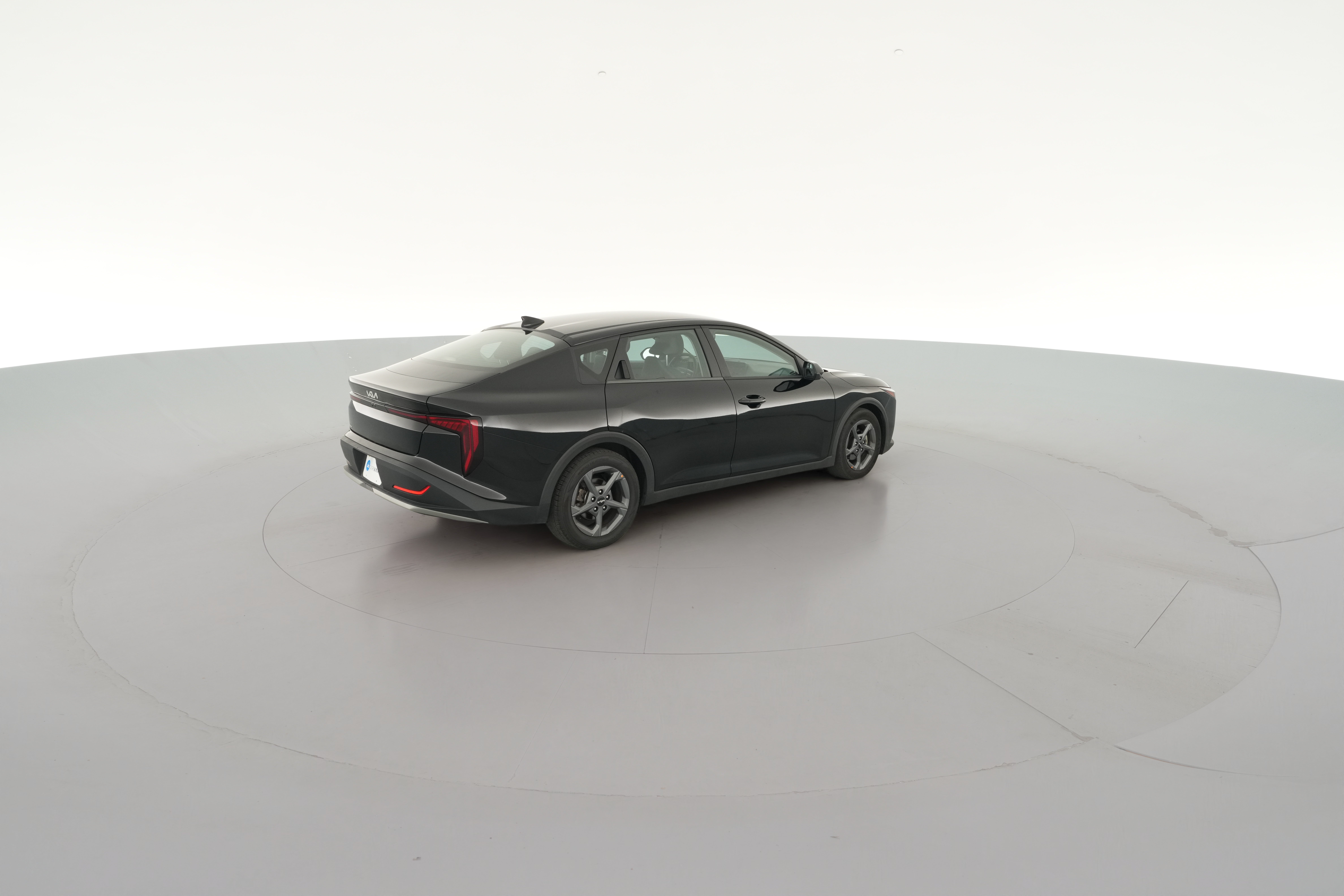 2025 Kia K4 LXS - Photo 33