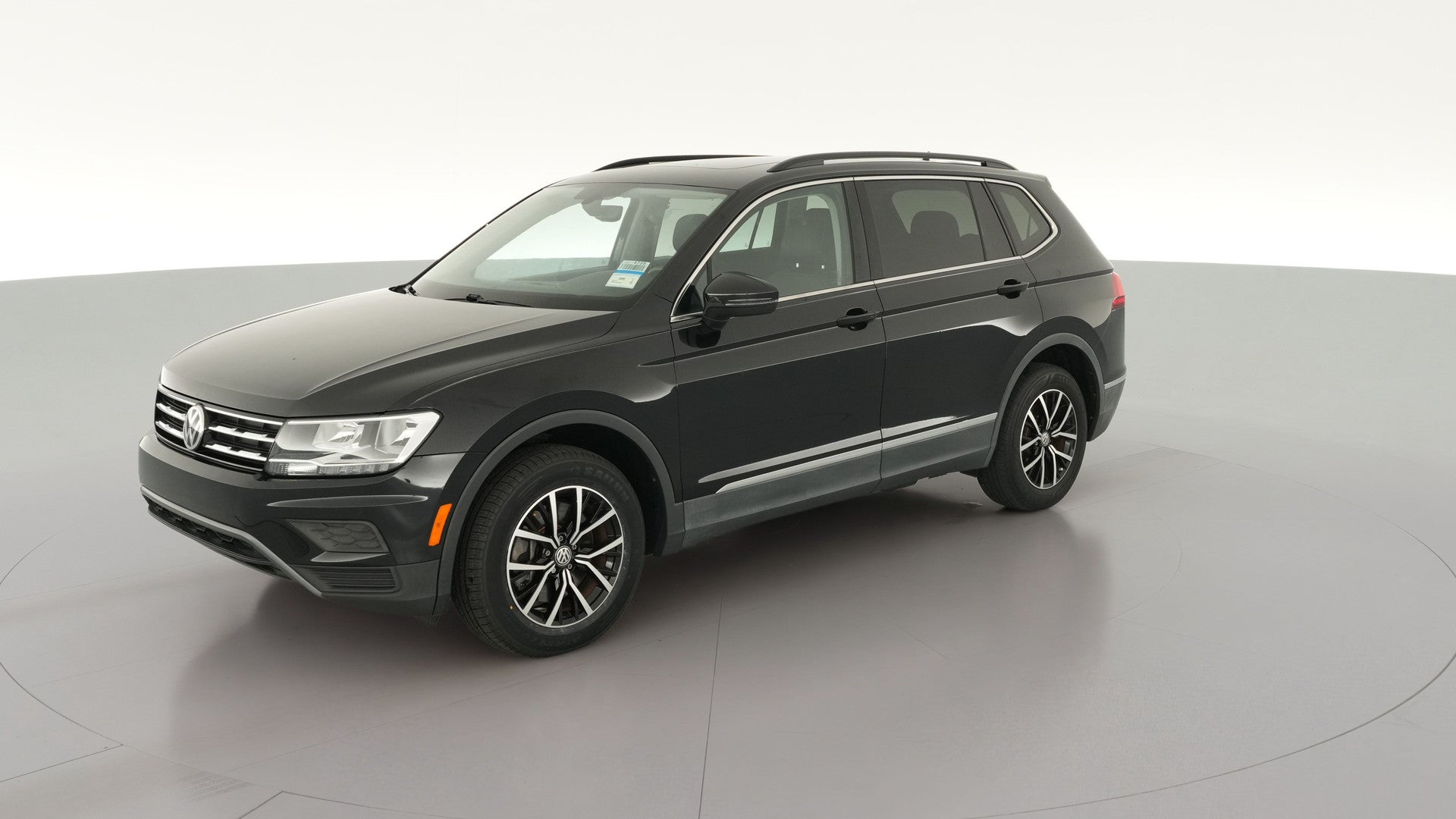 2021 Volkswagen Tiguan vehicle photo