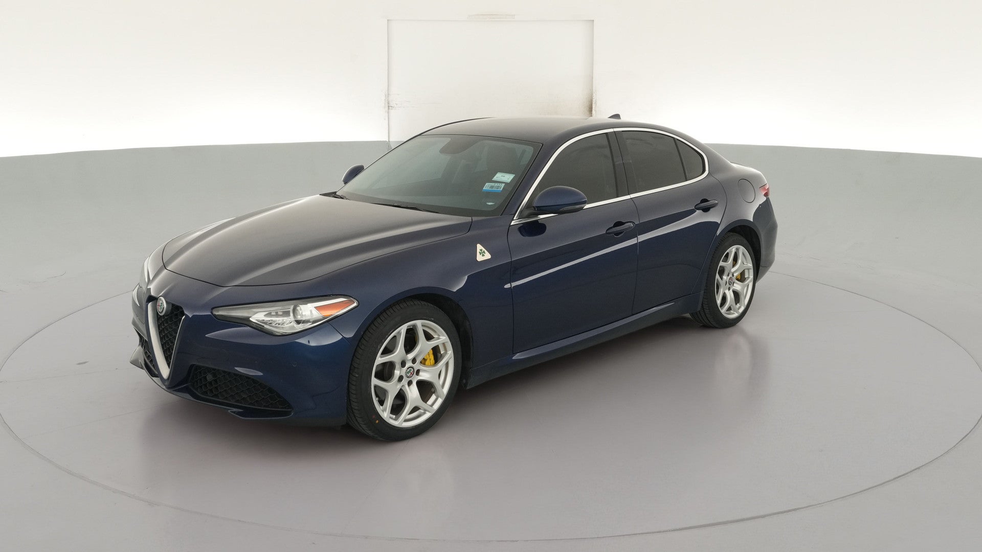2018 Alfa Romeo Giulia vehicle photo