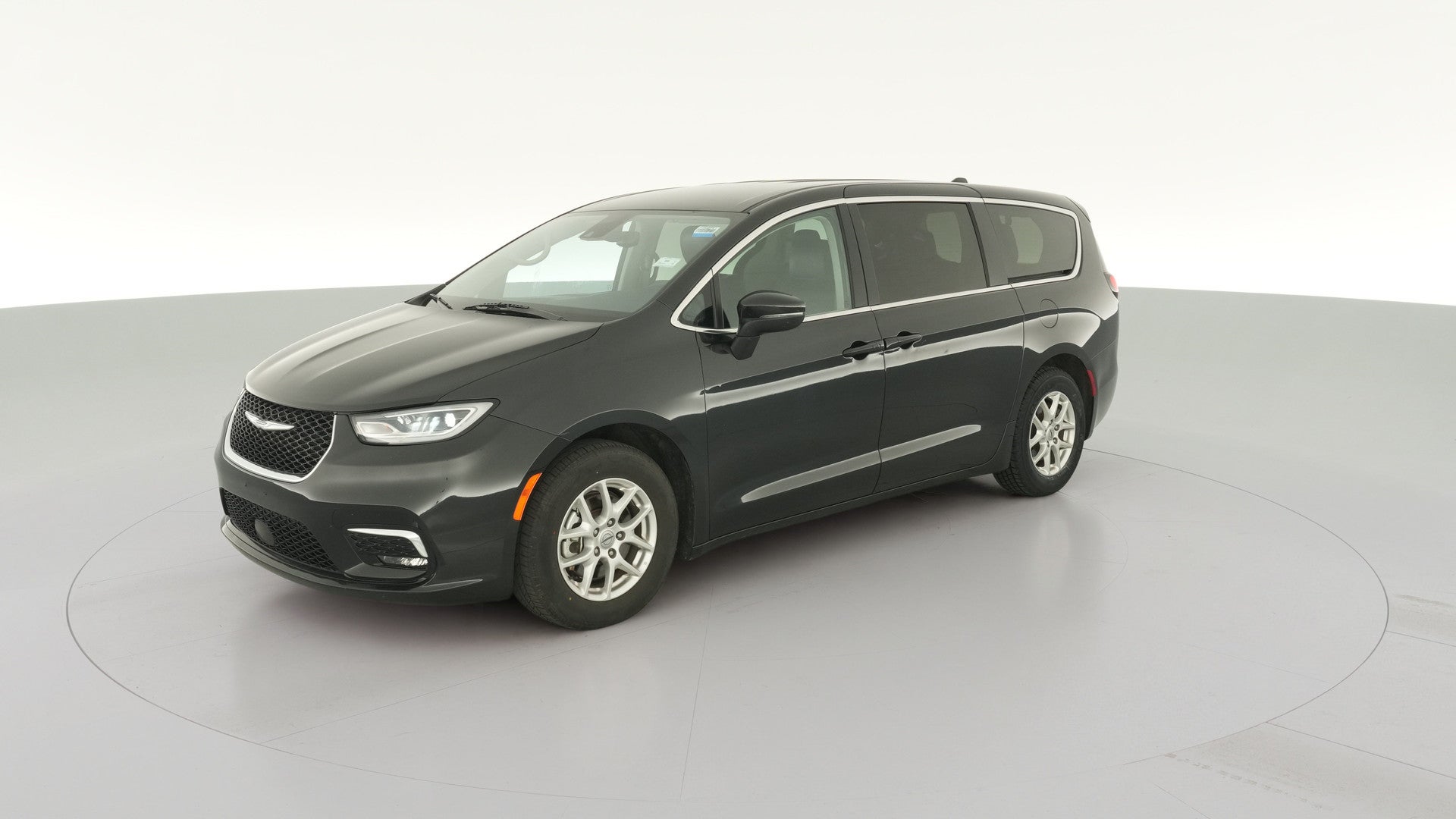 2023 Chrysler Pacifica vehicle photo