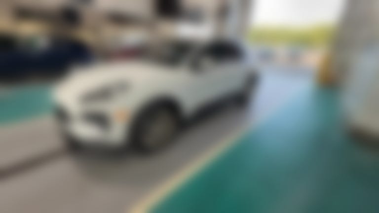 2021 Porsche Macan vehicle photo