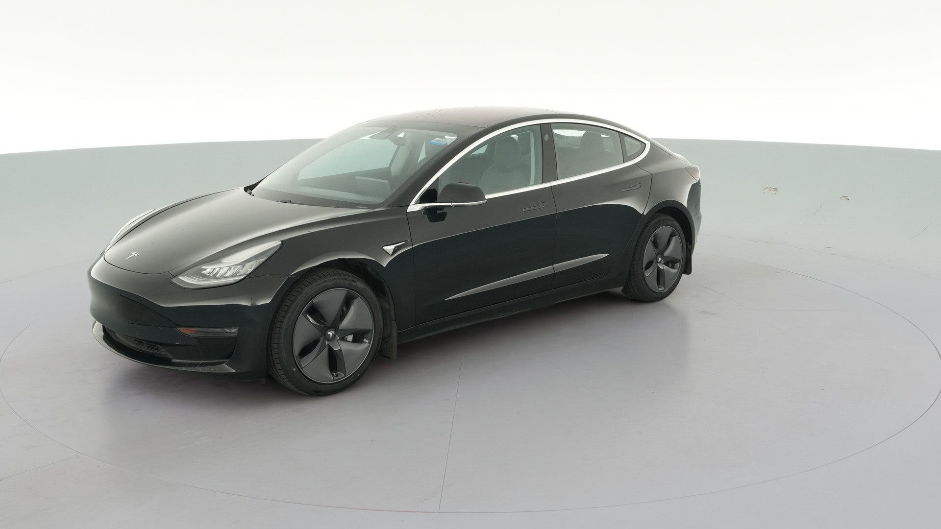 2018 Tesla Model 3 vehicle photo