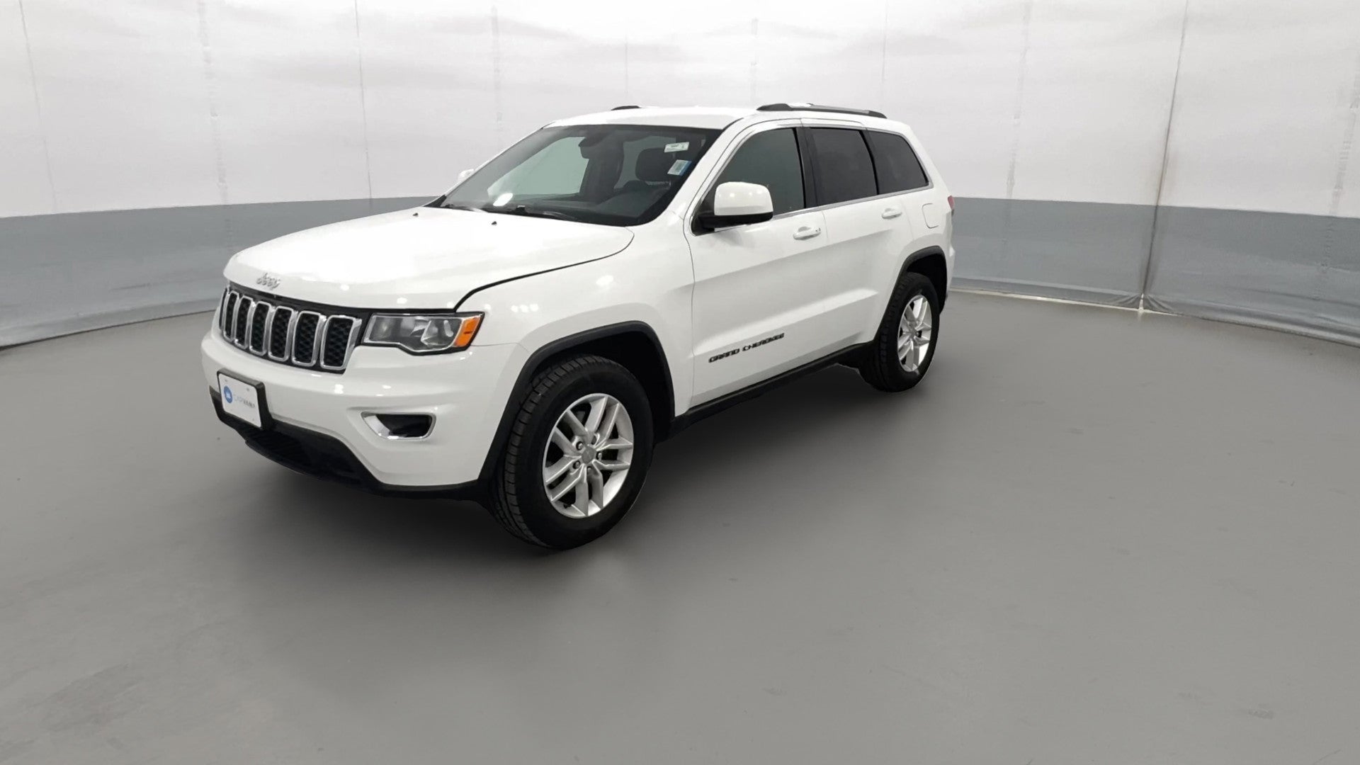 2017 Jeep Grand Cherokee vehicle photo